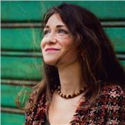 Lezioni canto moderno e teoria musicale. Tecnica vocale, preparazione performance, ammissione conservatorio